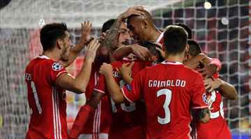 Benfica venceu por 1 a 0, com um gol de pênalti