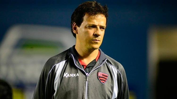 Com o Oeste, Fernando Diniz já coleciona 12 jogos sem vitórias e flerta com o rebaixamento