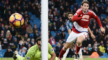 De Roon marcou de cabeça e garantiu empate para o Boro no fim do jogo contra City