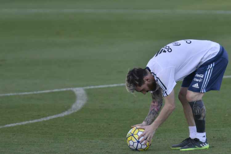<center> Craque da Seleção Argentina, Messi terá mais liberdade diante do Brasil, no Mineirão </center> 