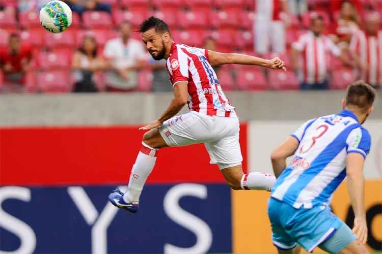 "Foi um desconforto dessa sequência de jogos", afirmou Marco Antônio sobre saída do jogo