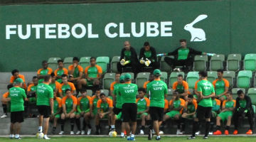 Coelho tem três jogos para tentar sair da última colocação Série A do Campeonato Brasileiro