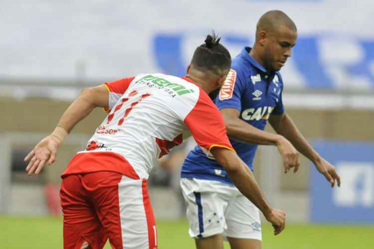 Mayke jogou os 90 minutos da partida contra o Tricordiano, vencida pelo Cruzeiro por 2 a 1