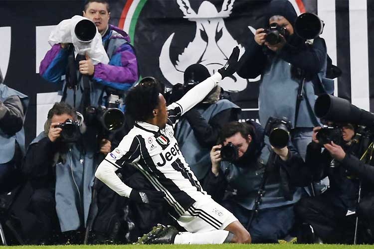 Juventus venceu o clássico do norte da Itália contra a Internazionale com gol de Cuadrado