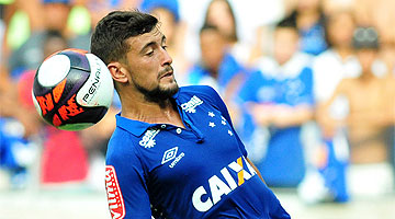 Arrascaeta alcançou 100 jogos pelo Cruzeiro