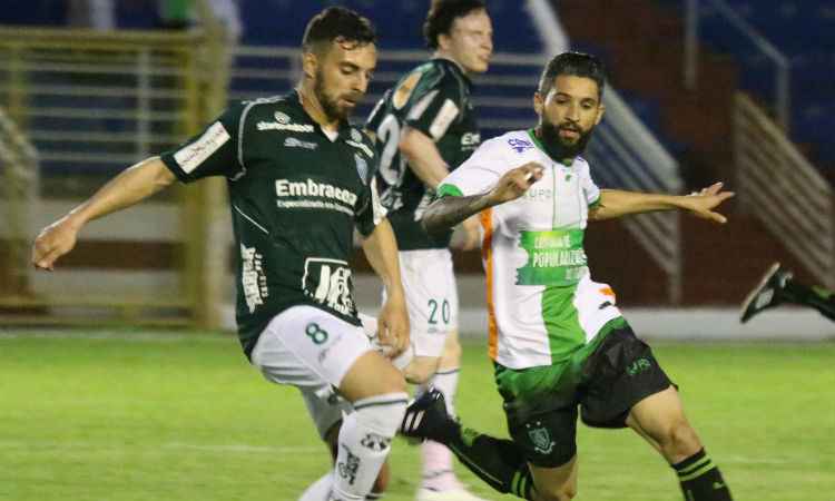 Muitas oportunidades e resultado ruim para os dois: Caldense e América empatam em Poços de Caldas