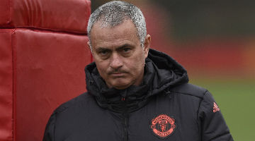 Mourinho ainda elogiou desempenho de Ibra