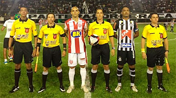Democrata aproveita mando de campo, bate Villa Nova e deixa lanterna do Mineiro