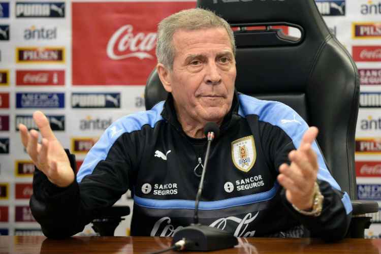 Comandante da Seleção Uruguaia convocou atletas para enfrentar Brasil e Peru 