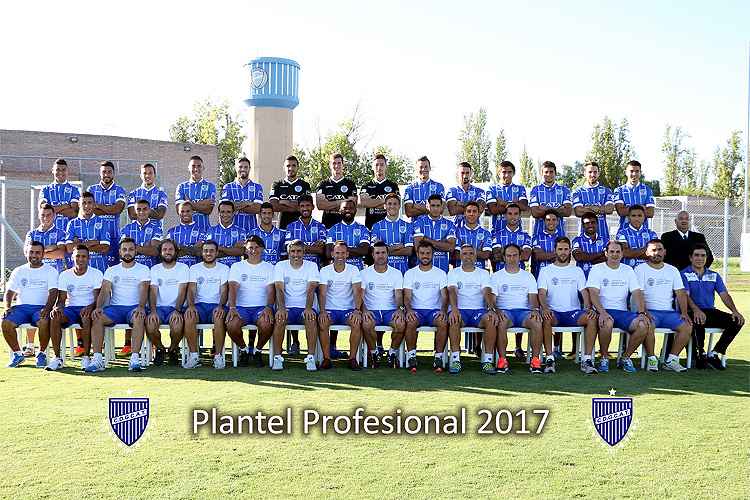 Elenco do Godoy Cruz, no Complexo Esportivo de Coquimbito, para os compromissos do clube em 2017