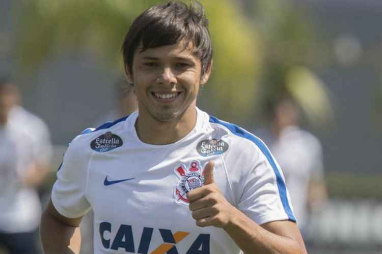 Atacante defenderá Seleção do Paraguai em partidas contra o Equador e contra o Brasil