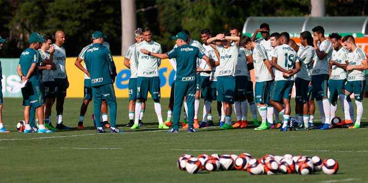 Técnico Eduardo Baptista terá Róger Guedes e William, decisivos contra o Santos, como titulares