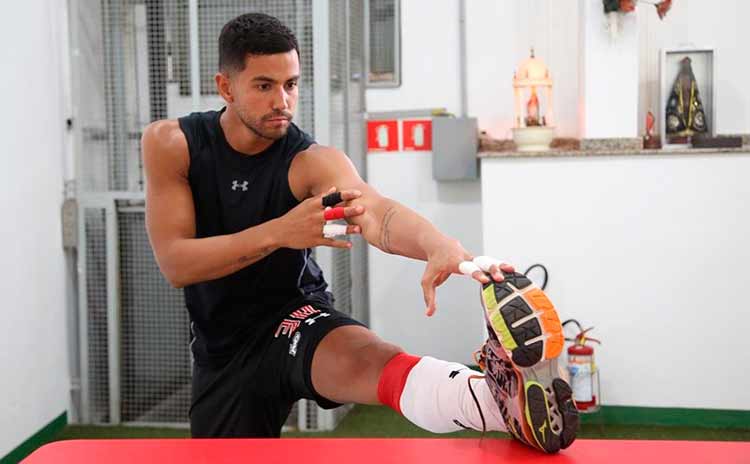 Natural de Ribeirão Preto, Renan Ribeiro começou a carreira no Botafogo-SP e jogará