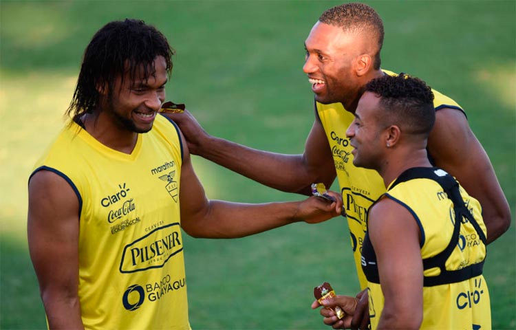 Equatorianos fazem campanha surpreendente nas Eliminatórias para a Copa do Mundo de 2018