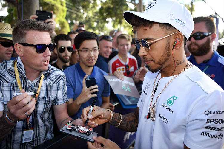 Tricampeão mundial, Lewis Hamilton conta com força da Mercedes para buscar mais um título