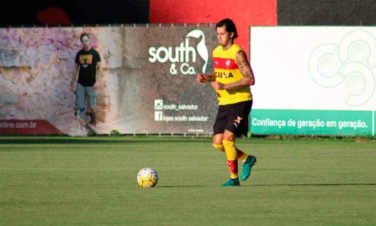 Advogados do Internacional alegavam que Victor Ramos foi registrado ilegalmente no Vitória