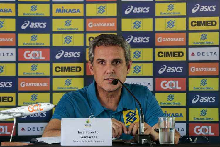 Treinador explicou o que lhe faz continuar determinado a vencer desafios após diversas temporadas