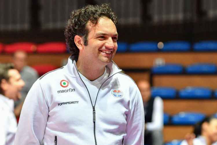 Lavarini conquistou uma Copa da Itália e um Campeonato Italiano com o Volley Bergamo