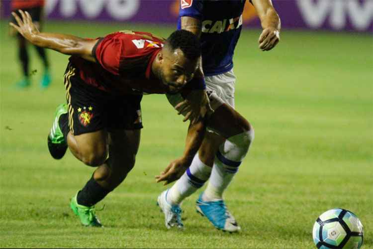 Além da final, Samuel Xavier está fora dos jogos contra Grêmio, Avaí, Flamengo, Vasco e São Paulo