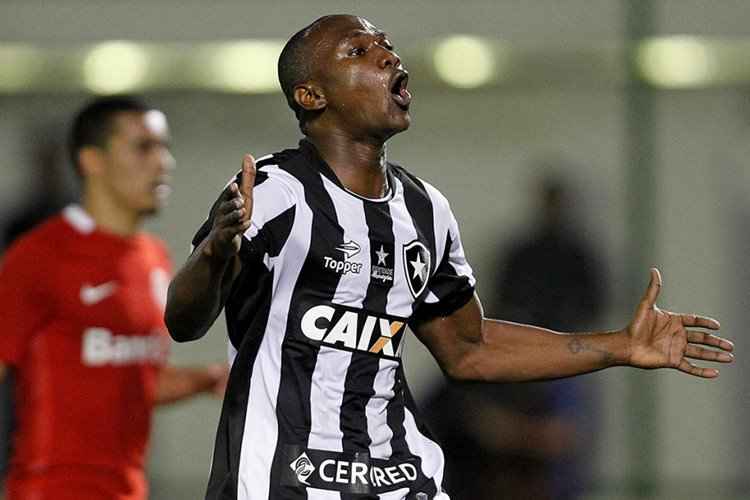 "Sassalotelli" deixa o Botafogo com 33 gols marcados em 109 partidas