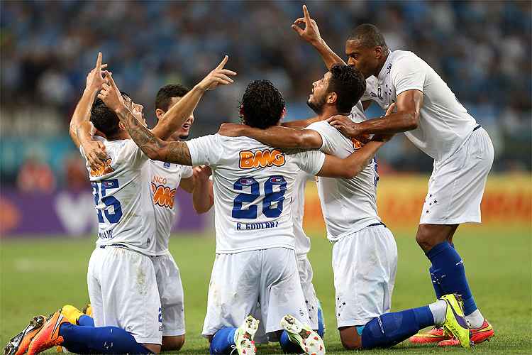 Cruzeiro integrou grupo dos quatro primeiros colocados do Brasileirão pela última vez em 2014