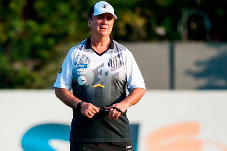 Levir Culpi não deve promover grandes surpresas no time do Santos que entra em campo neste sábado