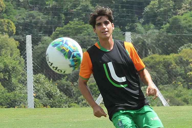 Gustavo Blanco é um dos destaques do time do América na atual temporada