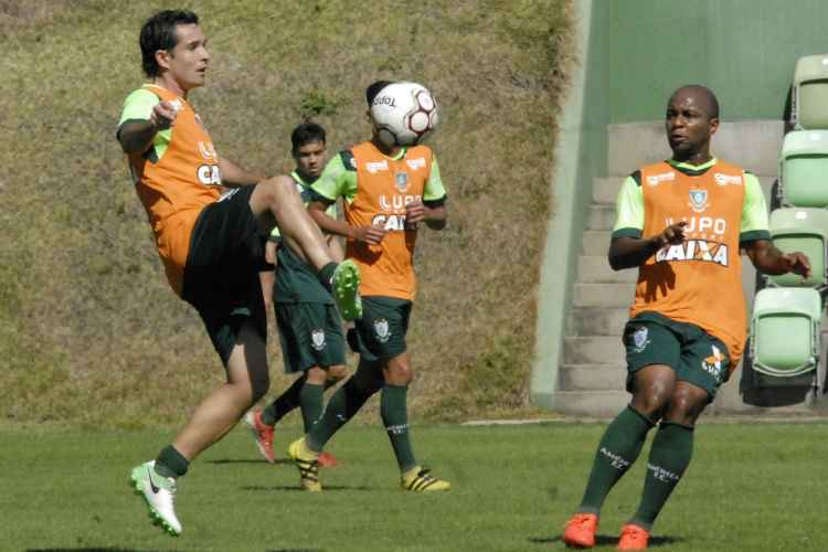 David, ex-Santa Cruz, assinou contrato com o América até o fim desta temporada