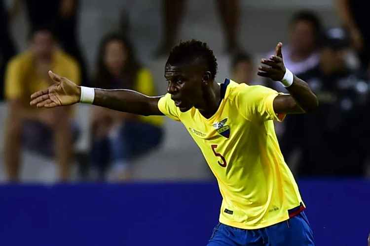 Arboleda tem três partidas pela seleção equatoriana