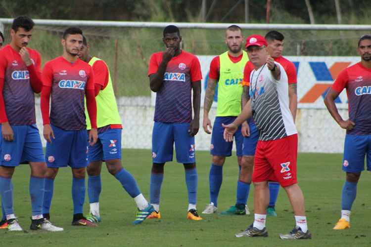 Pela primeira vez desde que assumiu o Náutico, Beto Campos teve uma semana inteira de trabalho