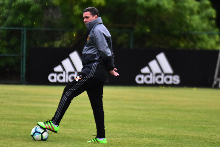 Luxemburgo elogiou colombiano Henríquez e pode apostar no jogador já duelo deste domingo