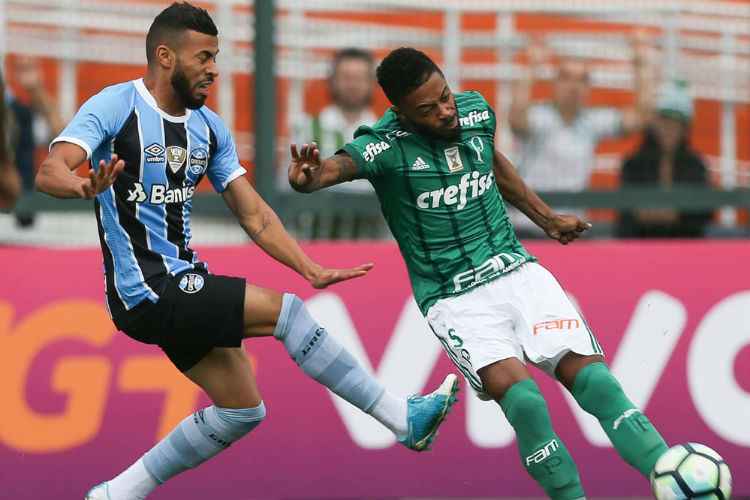Palmeiras ainda manteve o tabu de nunca ter perdido para o Grêmio no Pacaembu