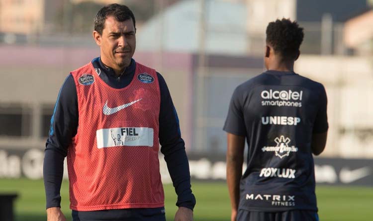 Líder do Brasileirão com 32 pontos, oCorinthians de Carille tem 13 de vantagem em relação ao Palmeiras