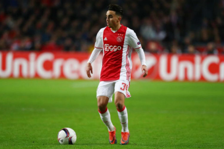 Jogador do Ajax sofre danos cerebrais permanentes