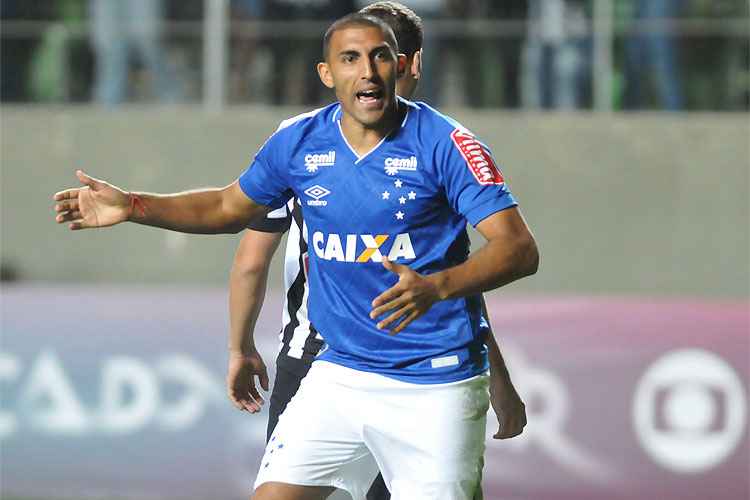 Cruzeiro liberará Ramón Ábila para o Boca. Jogador fez 26 gols em 61 partidas pela Raposa