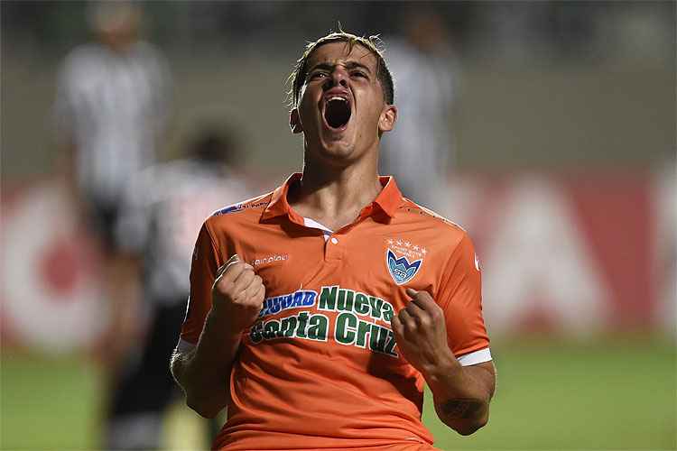Alexis Messidoro disputou a Copa Libertadores de 2017 pelo Sport Boys Warnes, da Bolívia