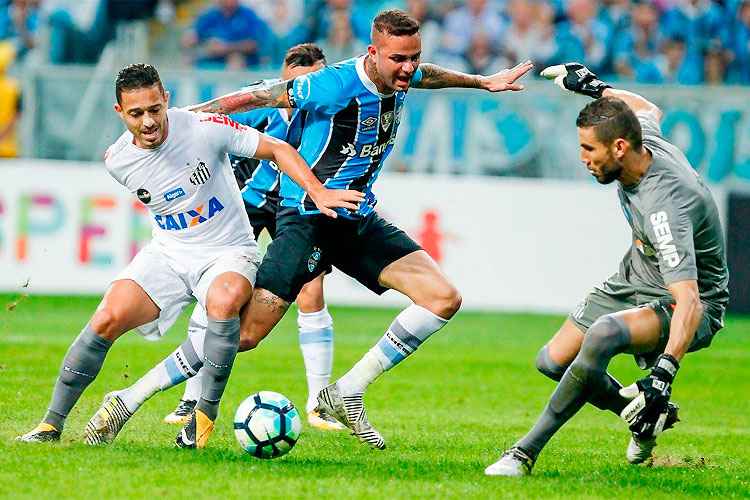 Vanderlei voltou a ser um dos destaques do Santos e contribuiu para o empate em Porto Alegre