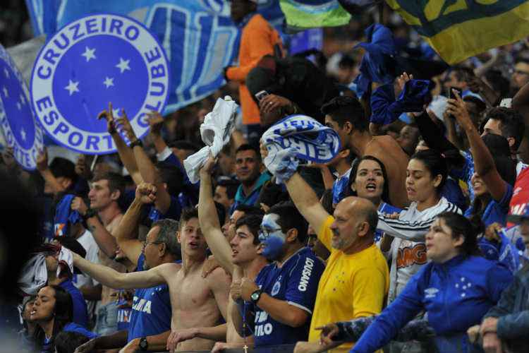 Venda de ingressos para os sócios de futebol do Cruzeiro para a partida contra o Botafogo já começou