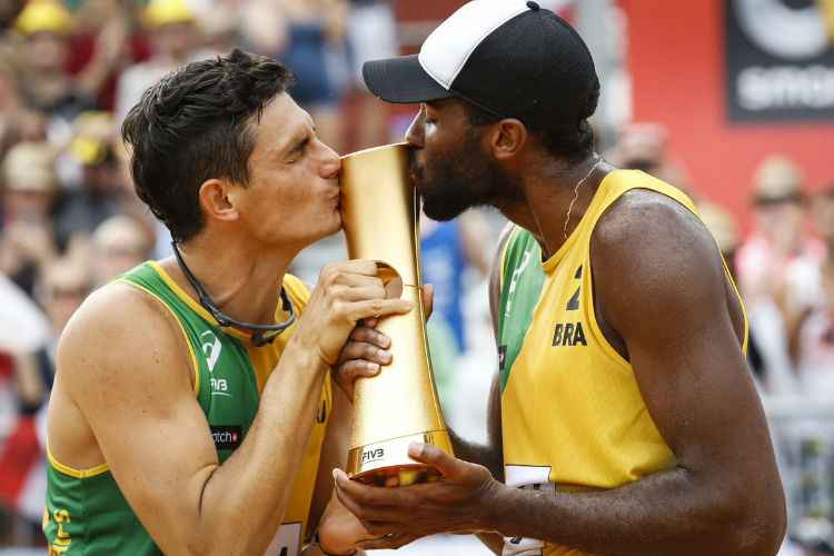 Evandro e André surpreenderam os favoritos e garantiram o título da competição