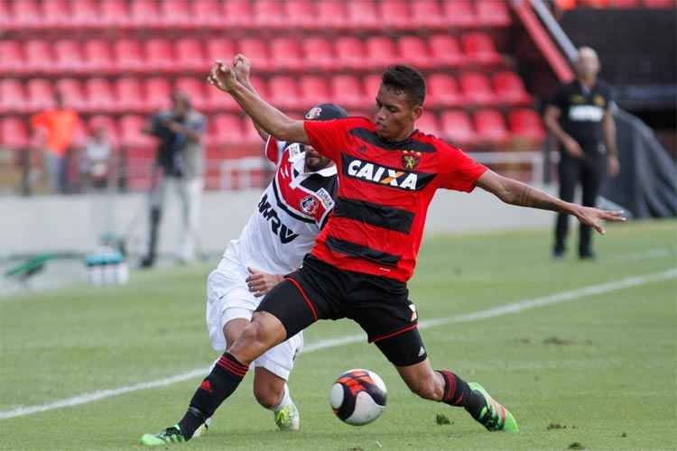 Com 21 partidas e dois gols pelo Sport, Thallyson tem acordo com o Sport até o fim de 2020