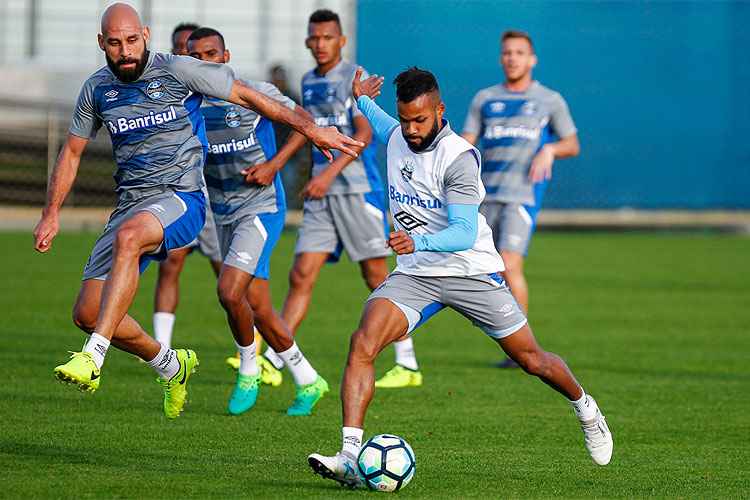 Grêmio escalará time misto contra o Botafogo, já que enfrentará o Cruzeiro pela Copa do Brasil