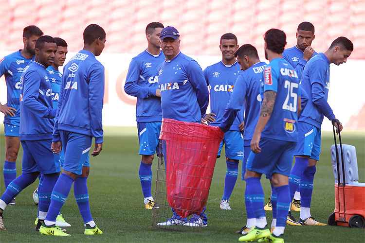 Cruzeiro fez última atividade no Beira-Rio, mas imprensa só pôde acompanhar por poucos minutos