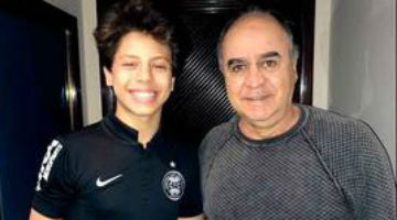 Filho de Marcelo Oliveira, Rafael, de 14anos, joga futsal no Minas