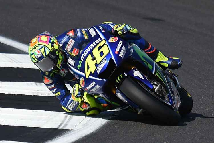 Uma das lendas da motovelocidade, Valentino Rossi sofreu acidente num treino de enduro nesta quinta-feira