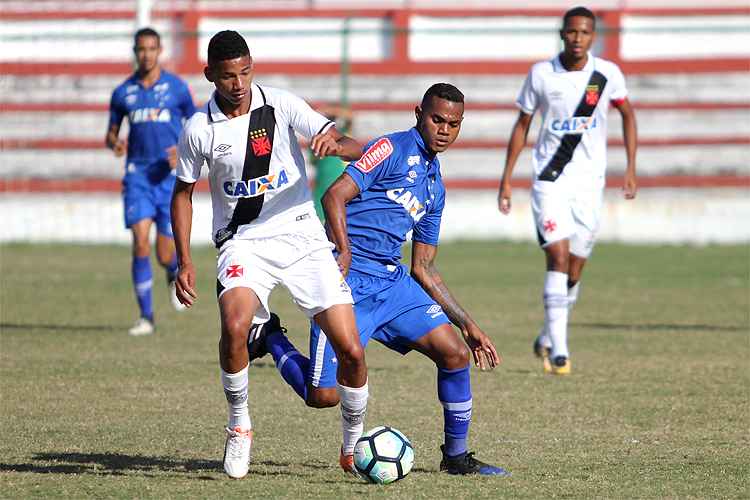 Destaque do Cruzeiro no Campeonato Brasileiro Sub-20, volante Vander encabeça lista dos preferidos