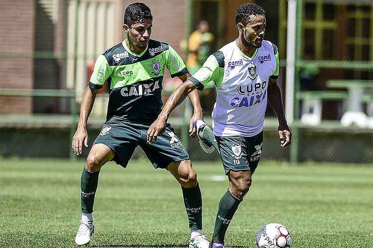 América treinou na manhã deste sábado e esboçou possível time para jogo contra o Paysandu