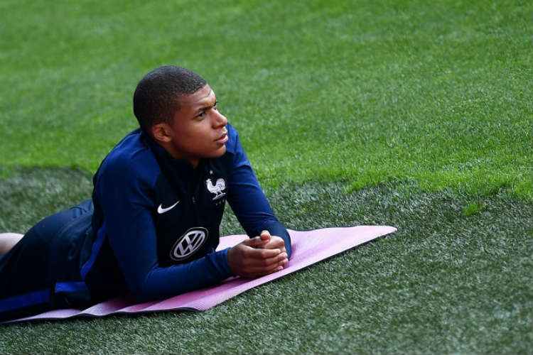 Atacante francês contou que quer conquistar todos os títulos possíveis no PSG