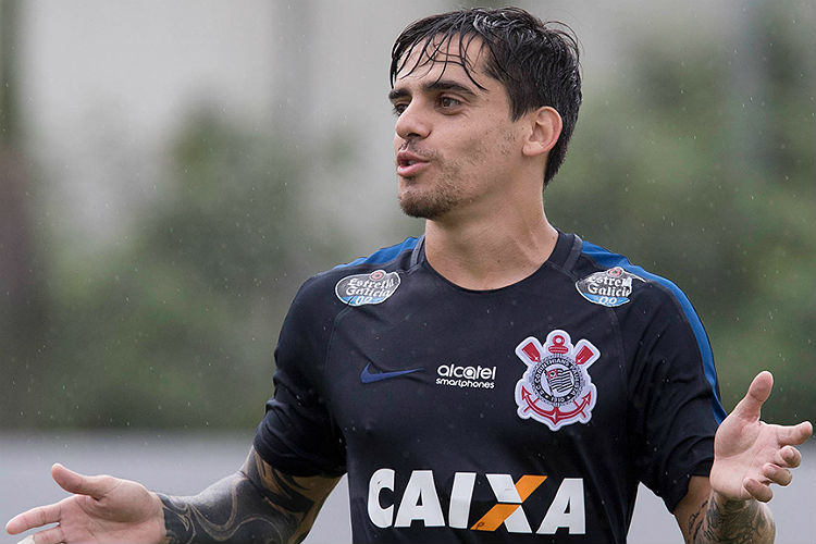 Lateral-direito disputou 18 das 22 partidas do Timão na Série A do Campeonato Brasileiro deste ano