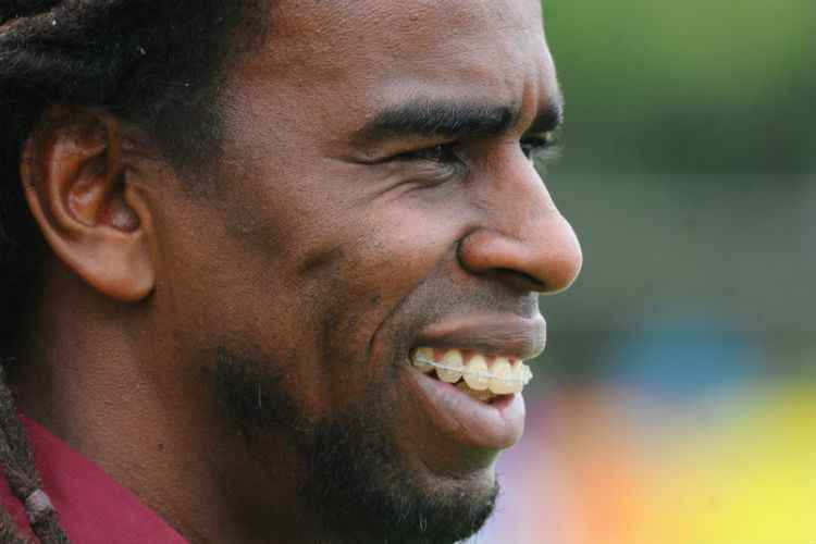 Bicampeão nacional como jogador do Cruzeiro, Tinga assumiu o cargo de gerente nesta temporada