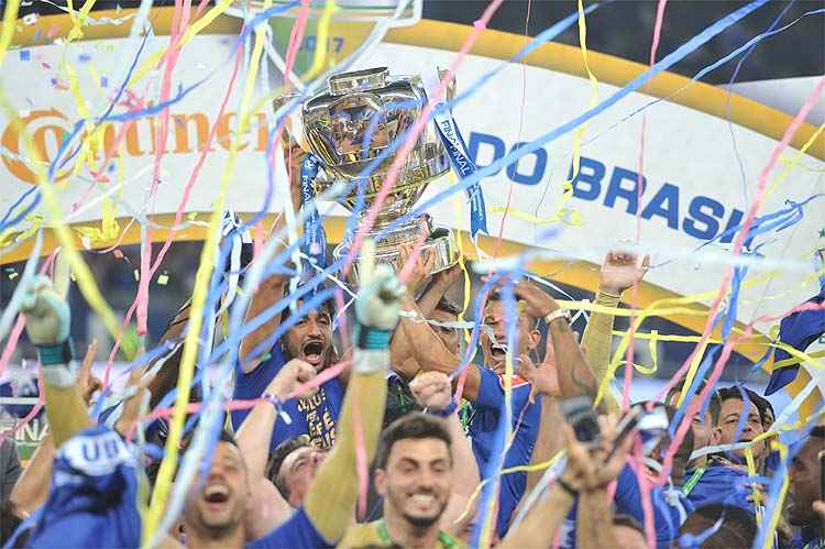 Cruzeiro ocupa o segundo lugar no ranking dos maiores campeões do país
